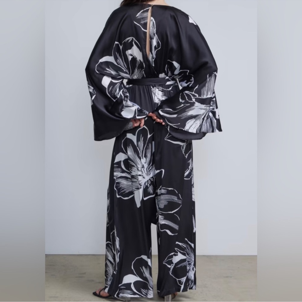 New York & Company Floral Printed Long Sleeve Black and White Jumpsuit - Picture 5 of 6